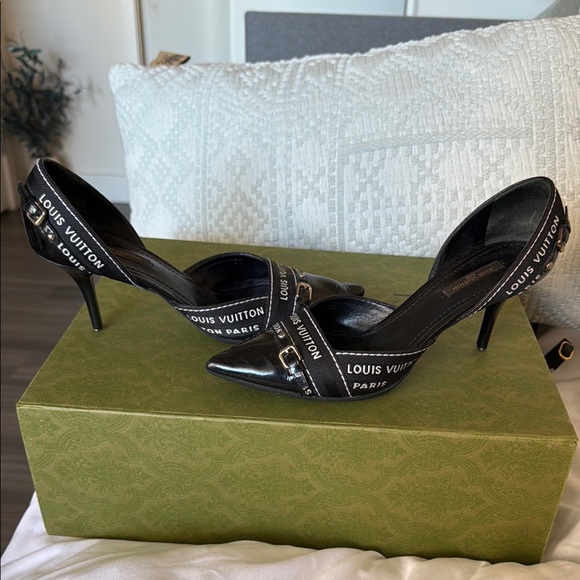 Louis Vuitton Black Slingback Heels with Thin Straps - Picture 1 of 5